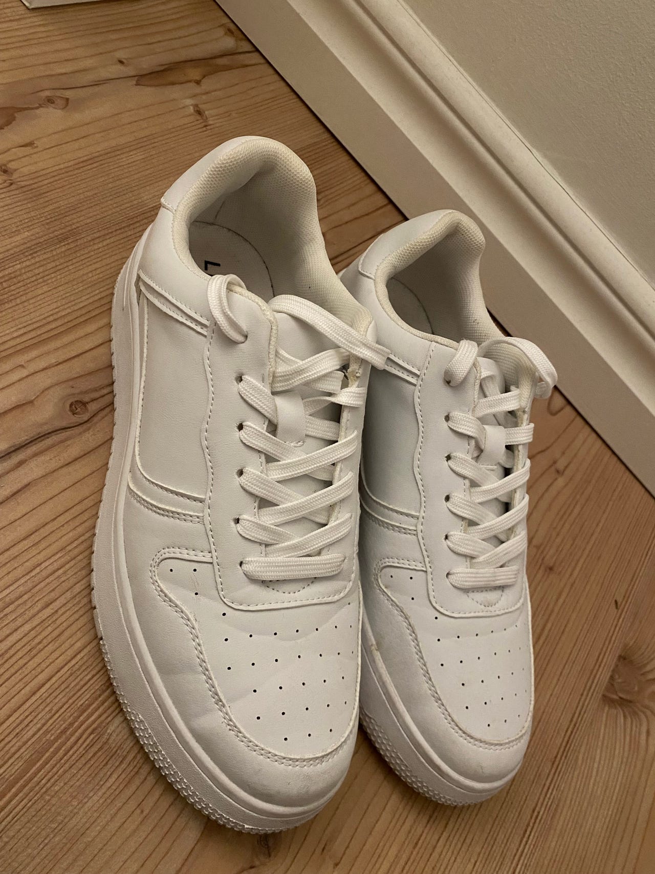 Helt nya sneakers | Blocket