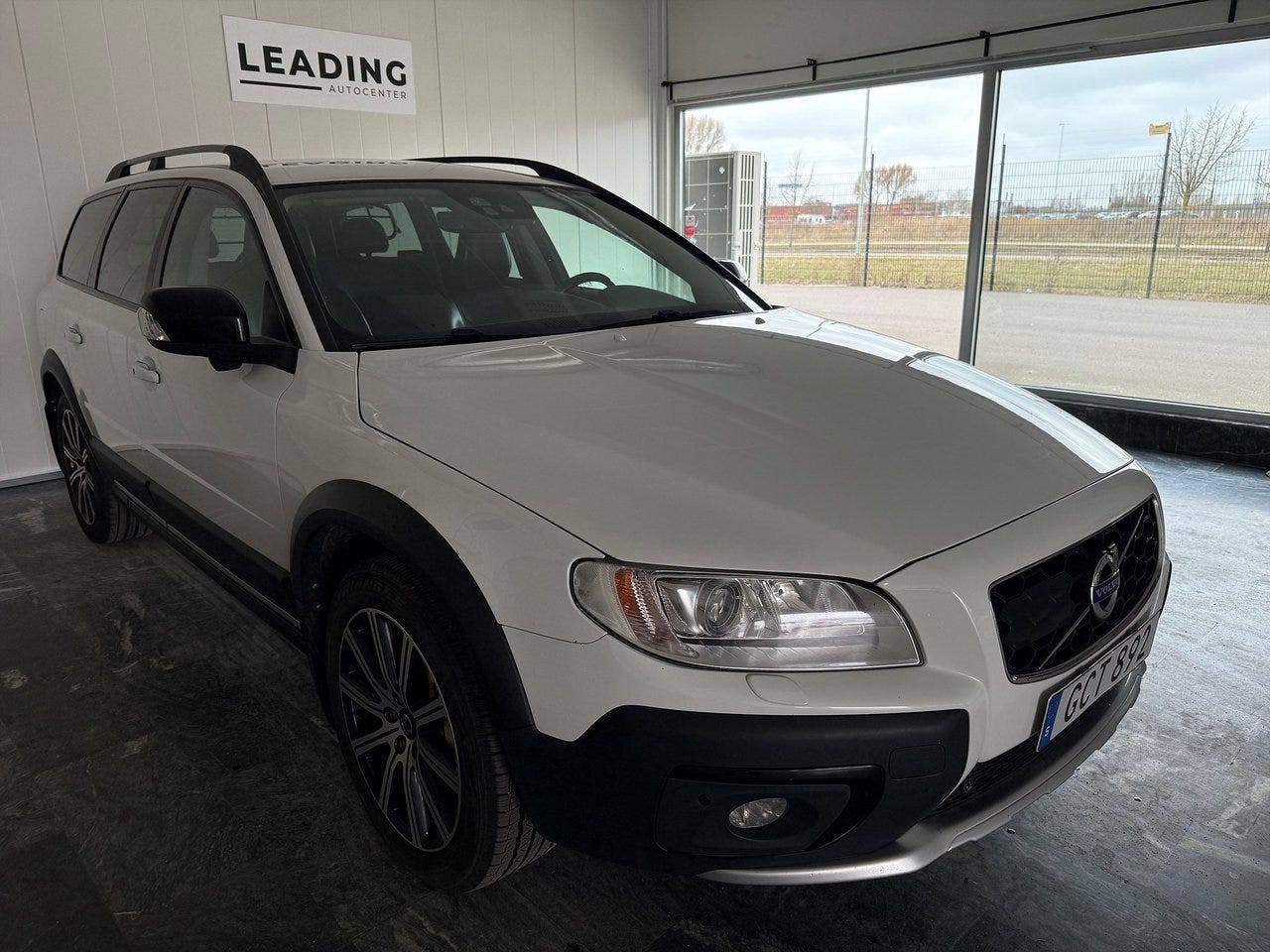 Volvo XC70 2016 – bild 1 av 24