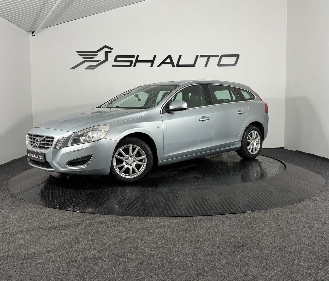 Volvo V60 2012 – bild 1 av 20