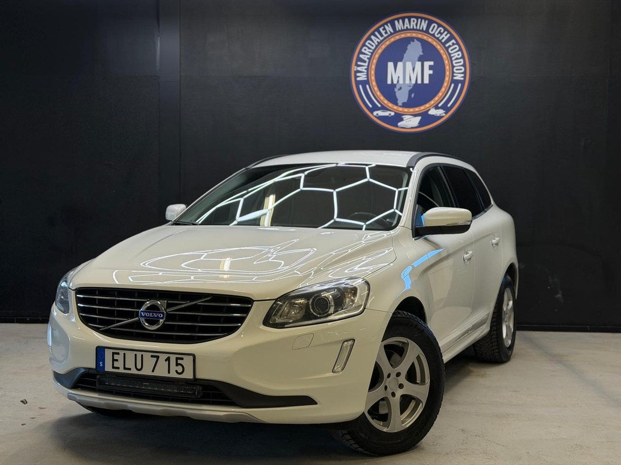 Volvo XC60 2016 – bild 1 av 24