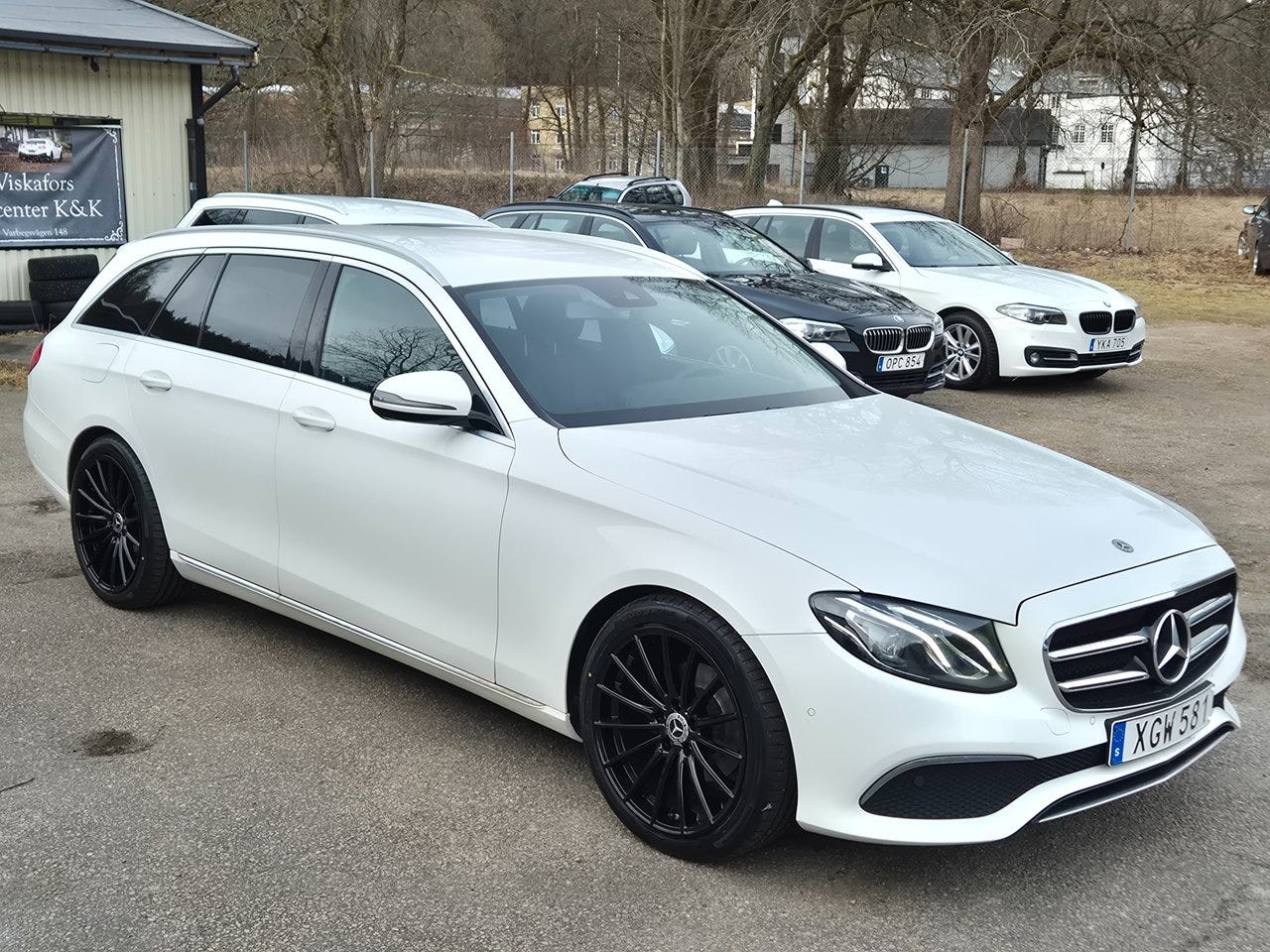 Mercedes-Benz E 200 2019 – bild 1 av 23