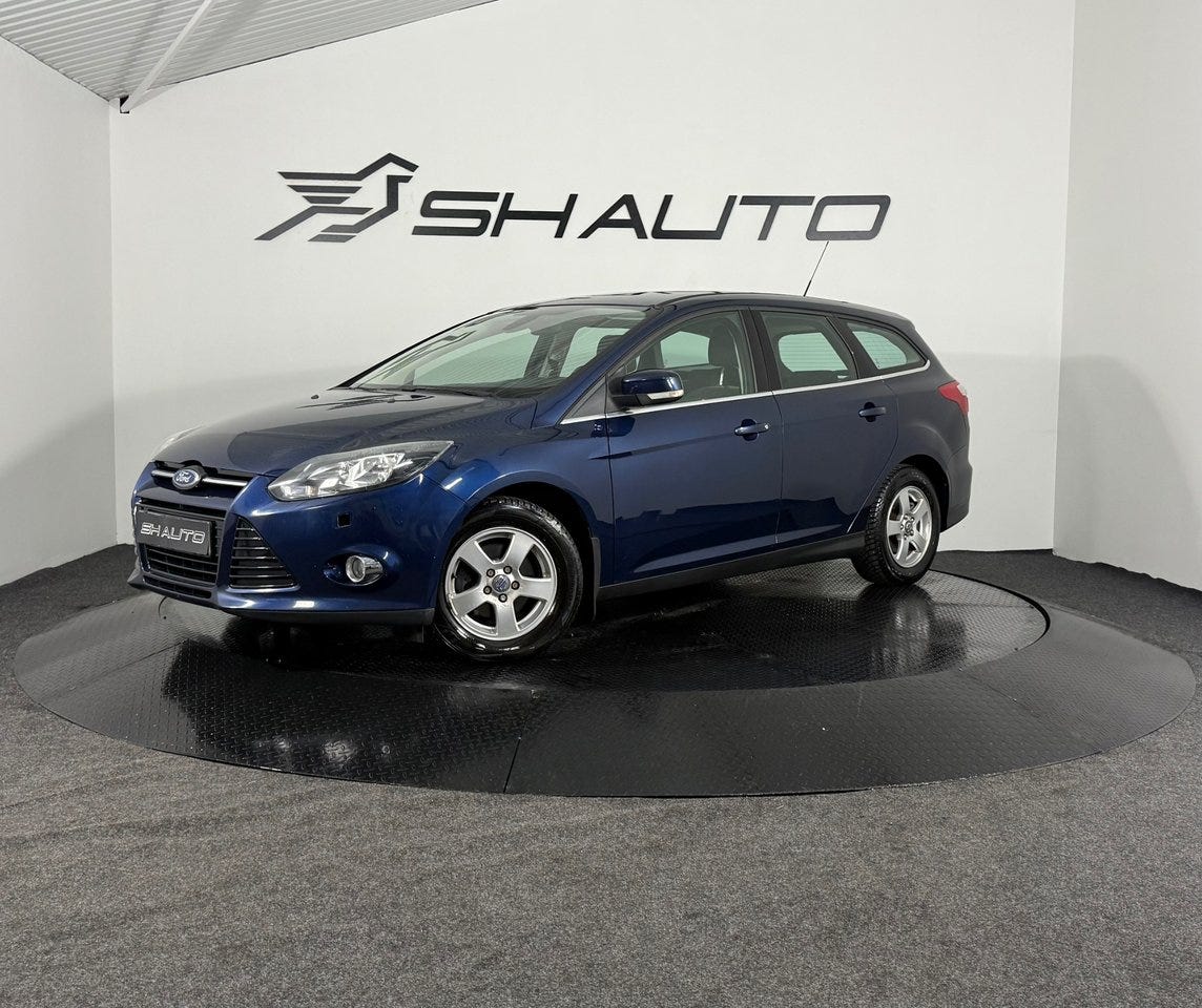 Ford Focus 2013 – bild 1 av 16