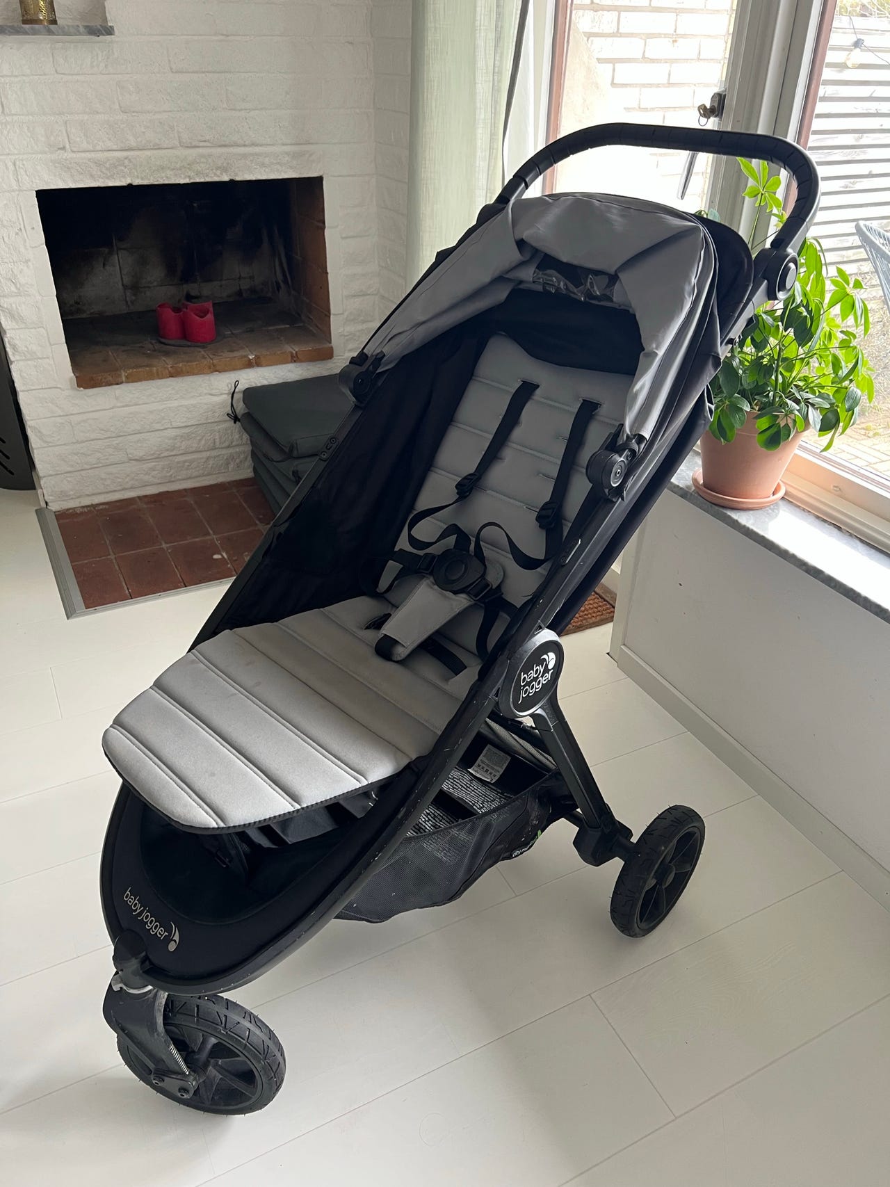 Baby Jogger City Mini GT svart/grå | Blocket