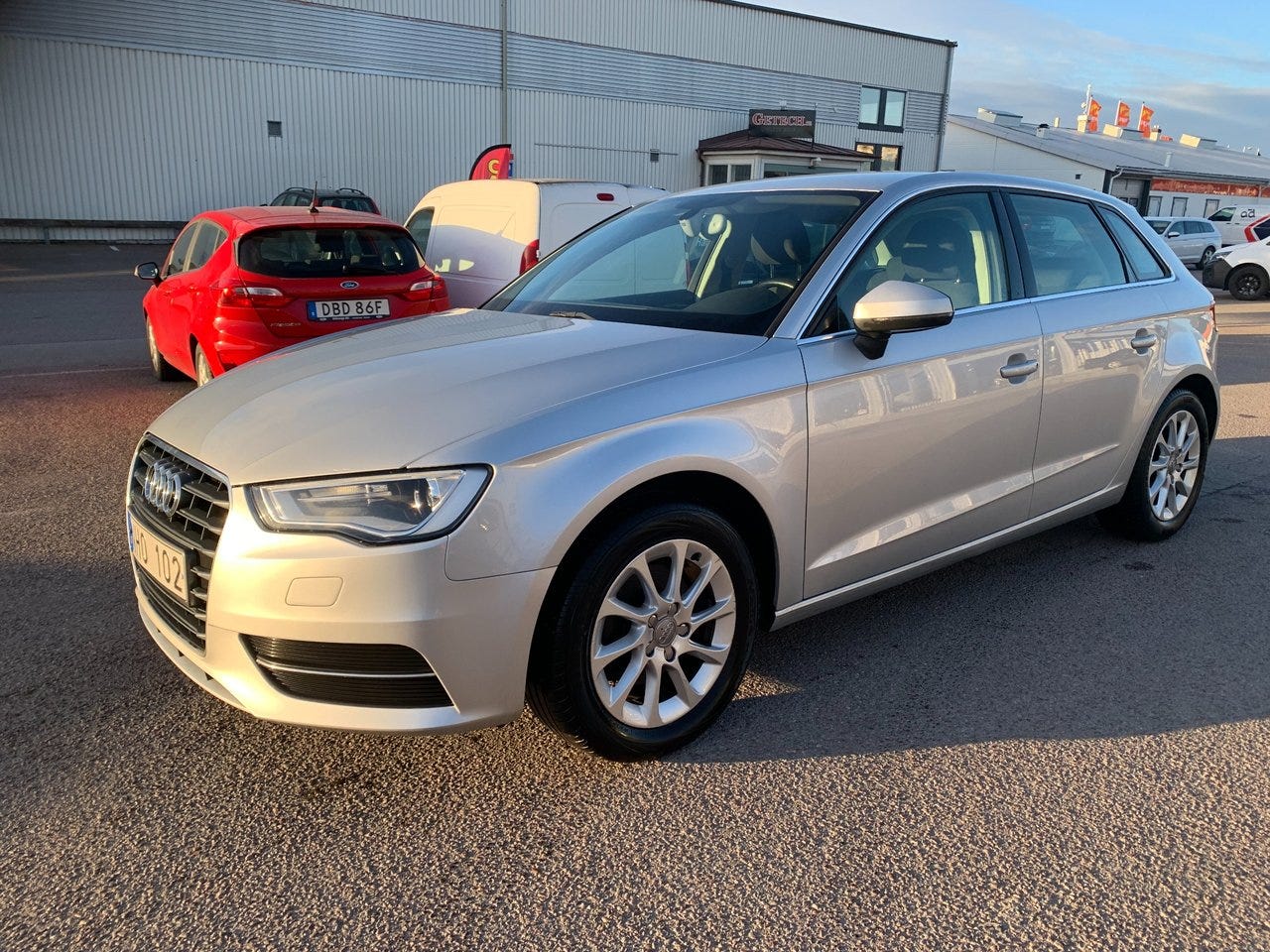 Audi A3 2014 – bild 1 av 19