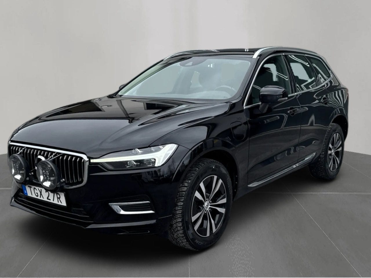 Volvo XC60 2021 – bild 1 av 15