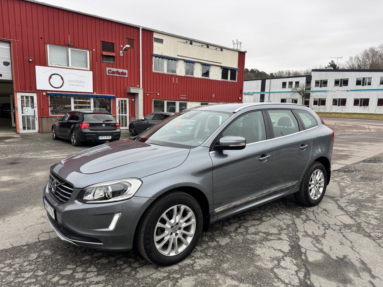 Volvo XC60 2017 – bild 1 av 24