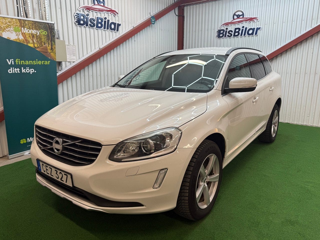 Volvo XC60 2014 – bild 1 av 18