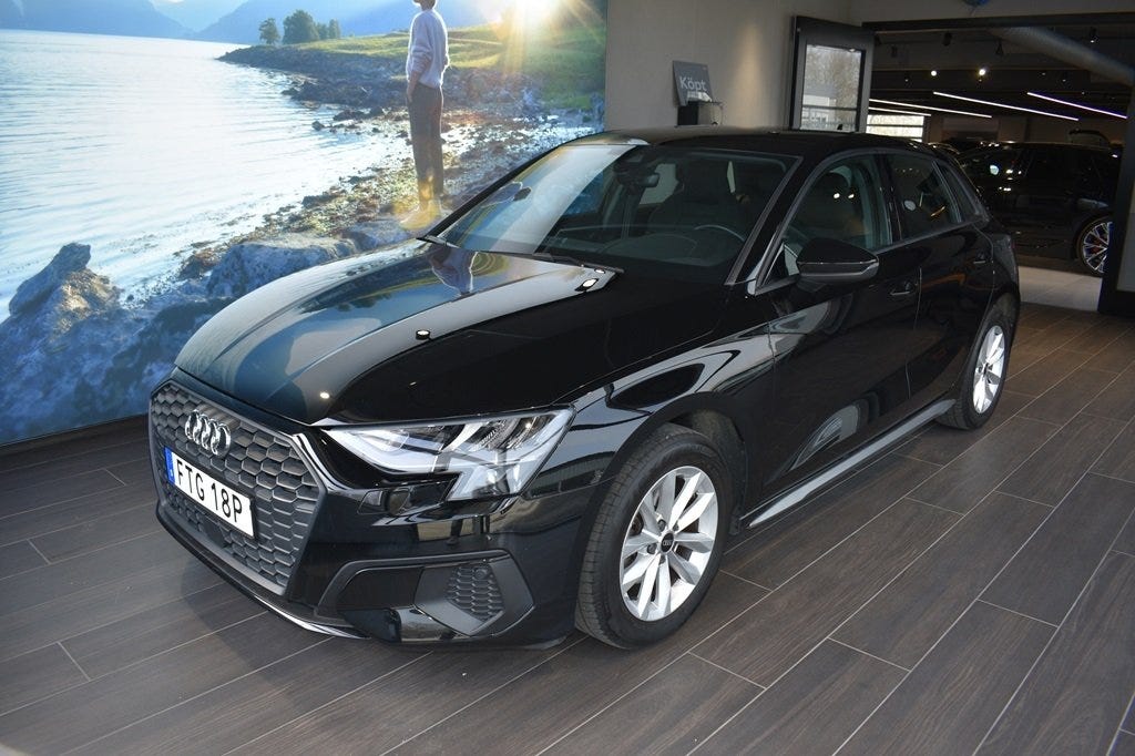 Audi A3 2023 – bild 1 av 6