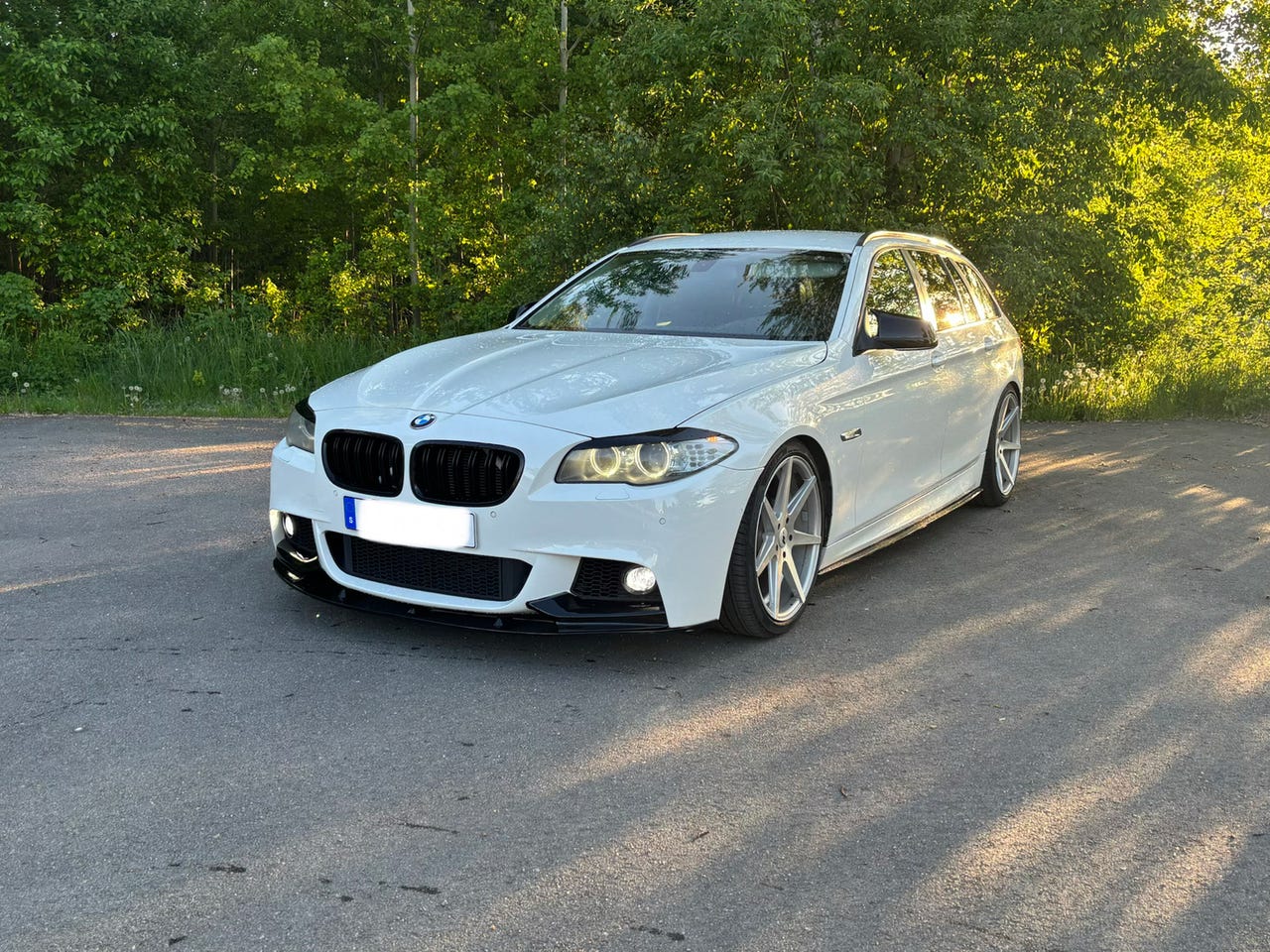 BMW 520d 2011 – bild 1 av 4