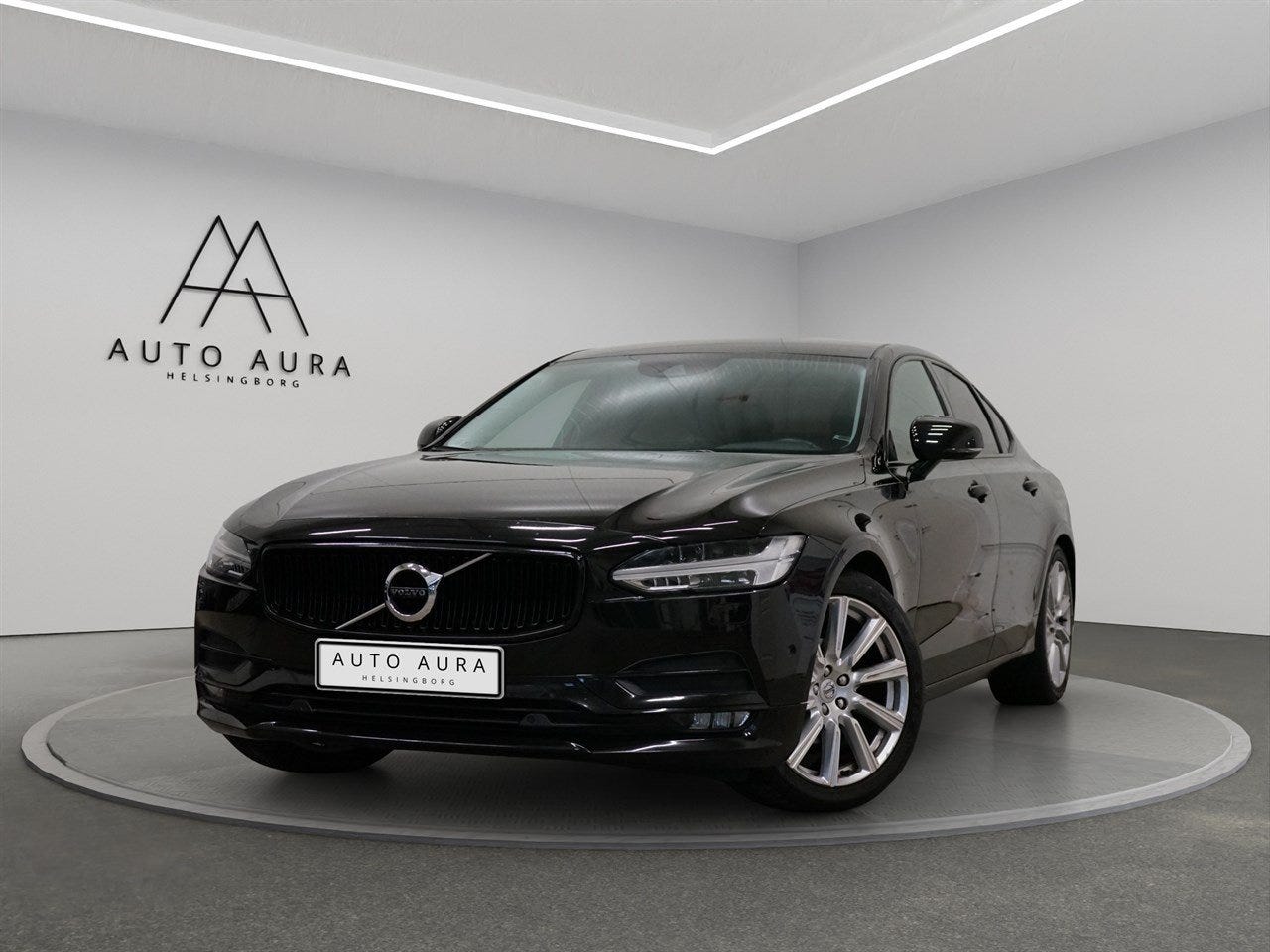 Volvo S90 2018 – bild 1 av 22