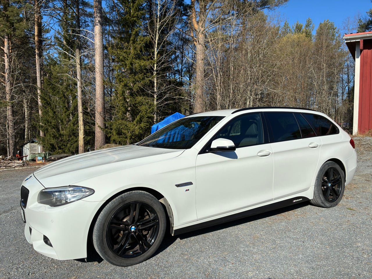 BMW 520d 2017 – bild 1 av 7