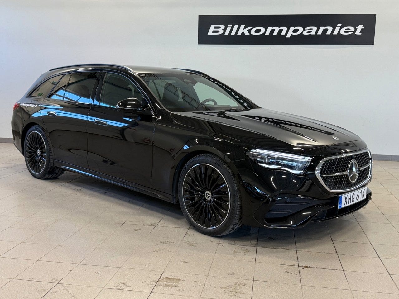 Mercedes-Benz E300 de 2026 – bild 1 av 15