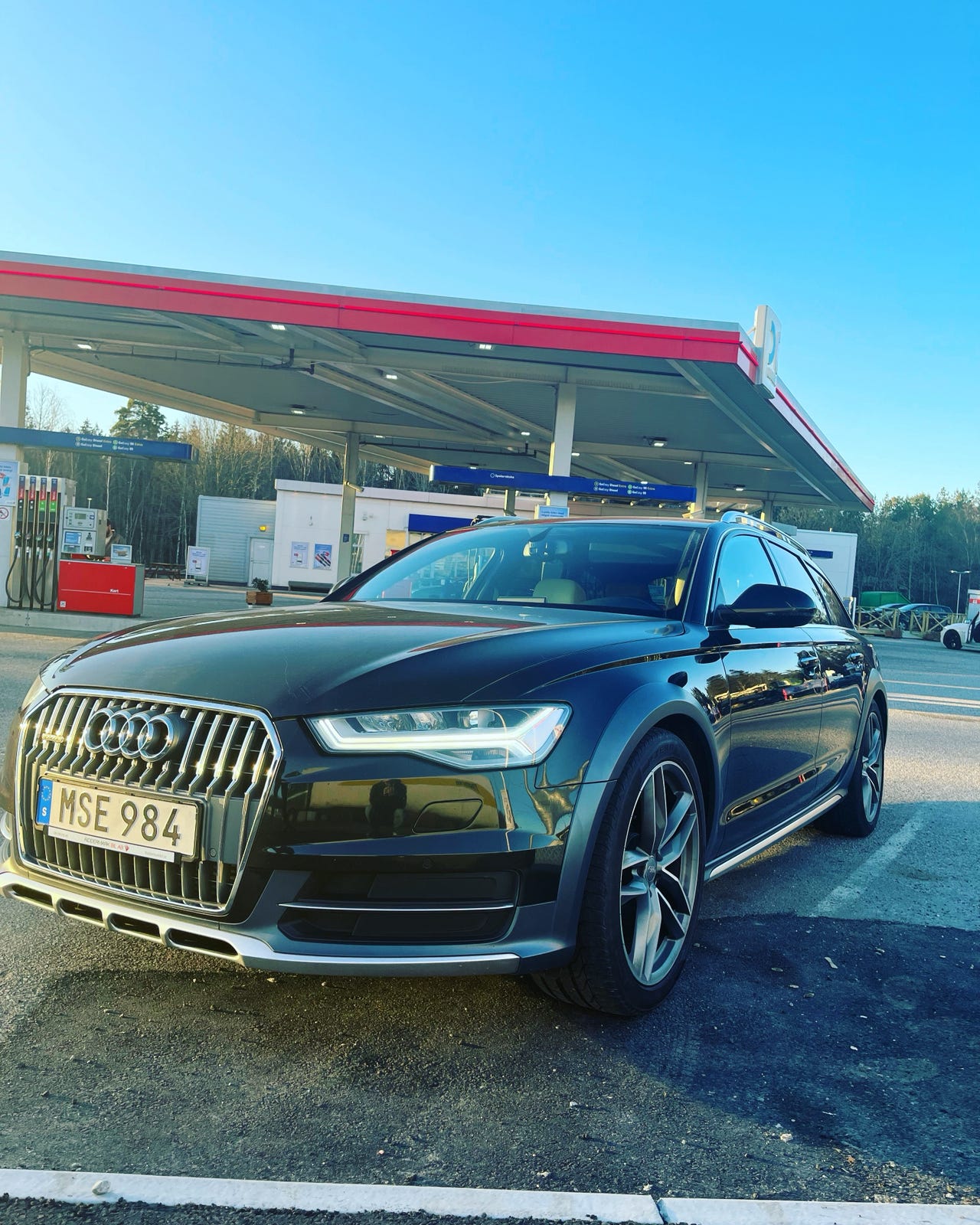 Audi A6 allroad 2015 – bild 1 av 8