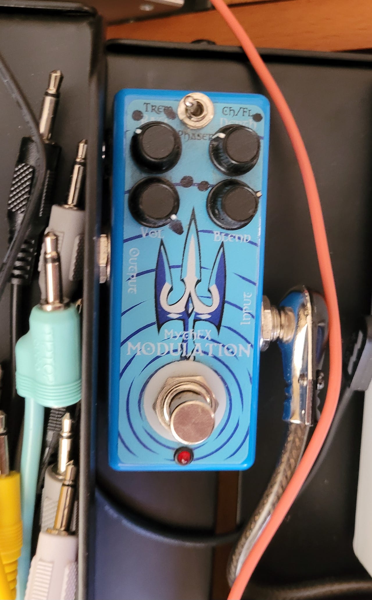 Mythfx Triton Modulation Pedal 美品 商品詳細｜モントルー