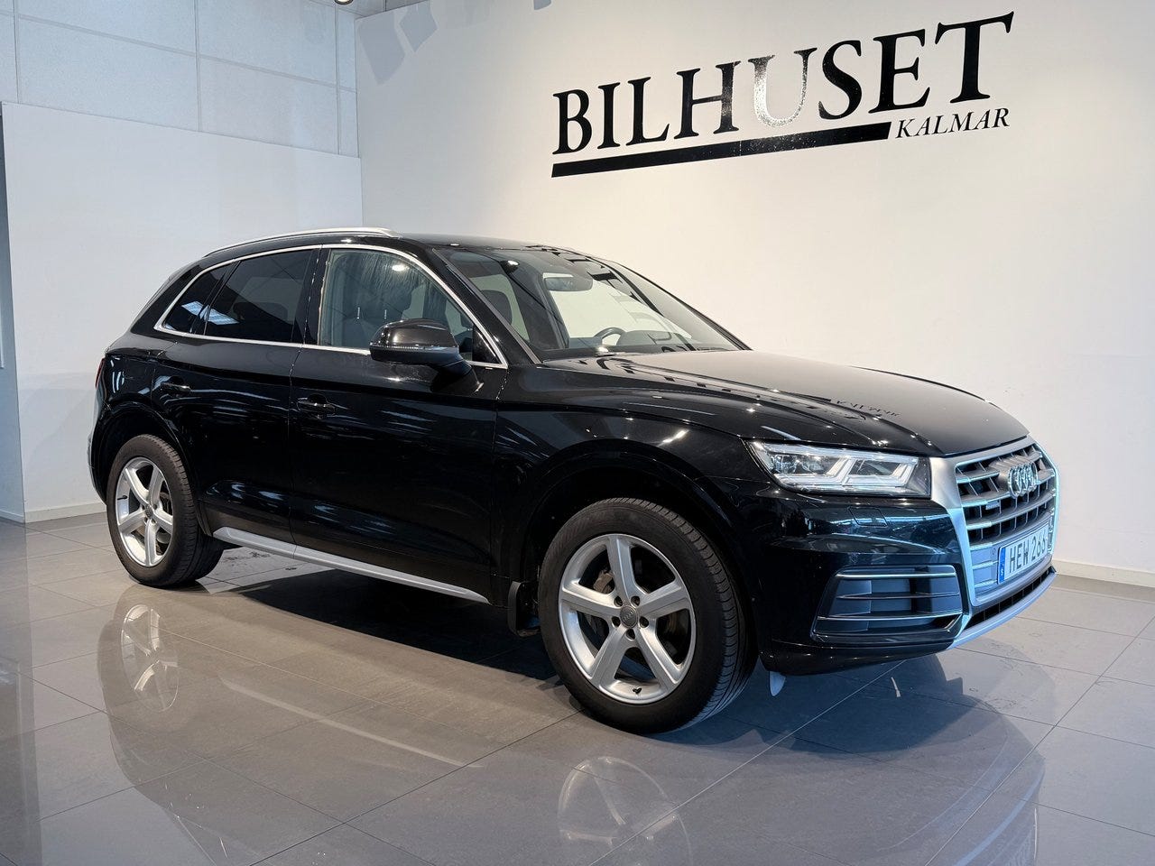 Audi Q5 2018 – bild 1 av 13
