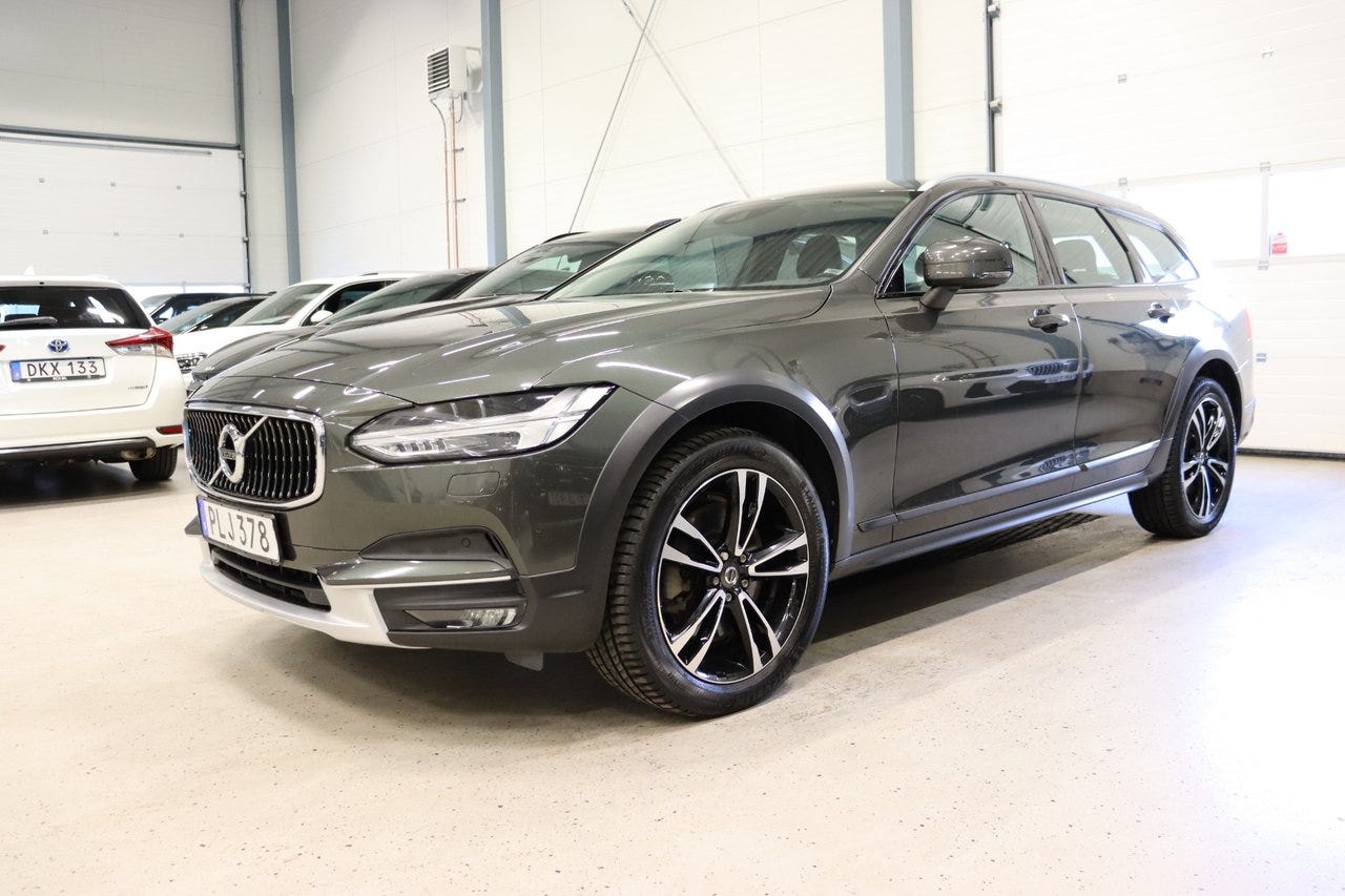 Volvo V90 Cross Country 2018 – bild 1 av 23
