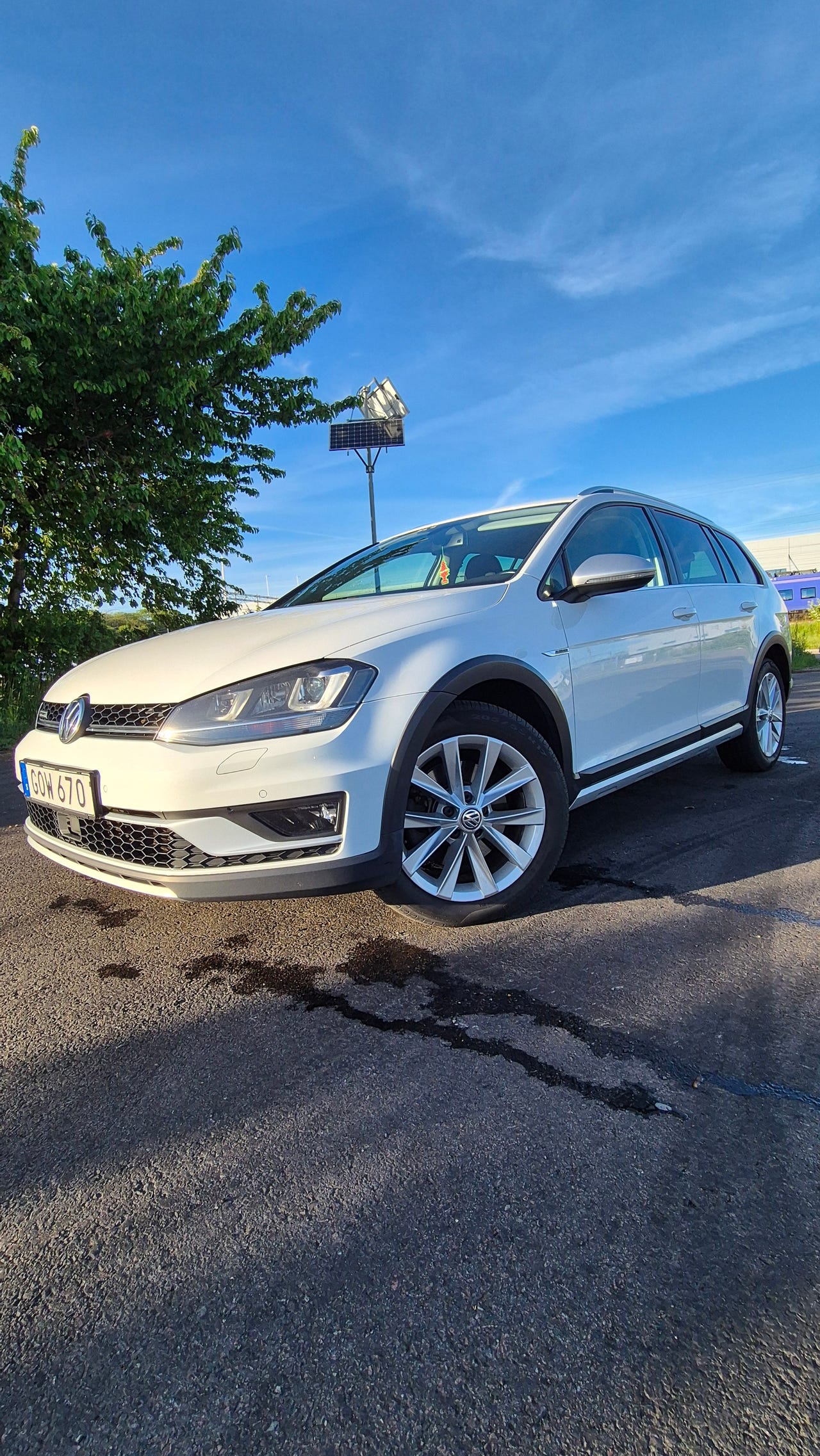 Volkswagen Golf Alltrack 2016 – bild 1 av 9