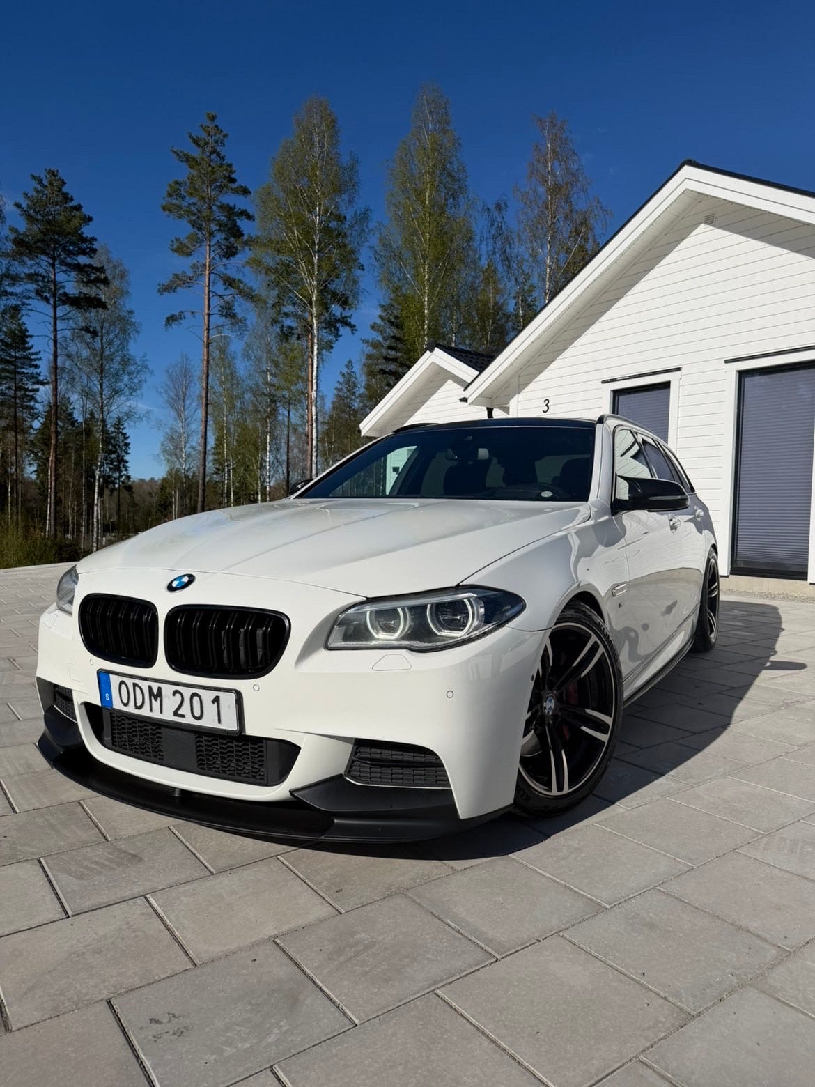 BMW 530d 2016 – bild 1 av 15