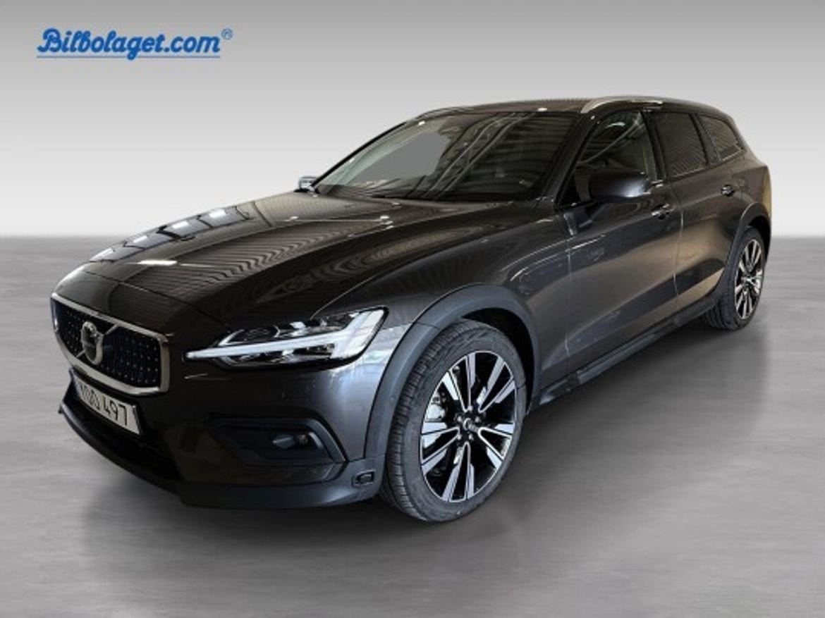 Volvo V60 Cross Country 2024 – bild 1 av 17