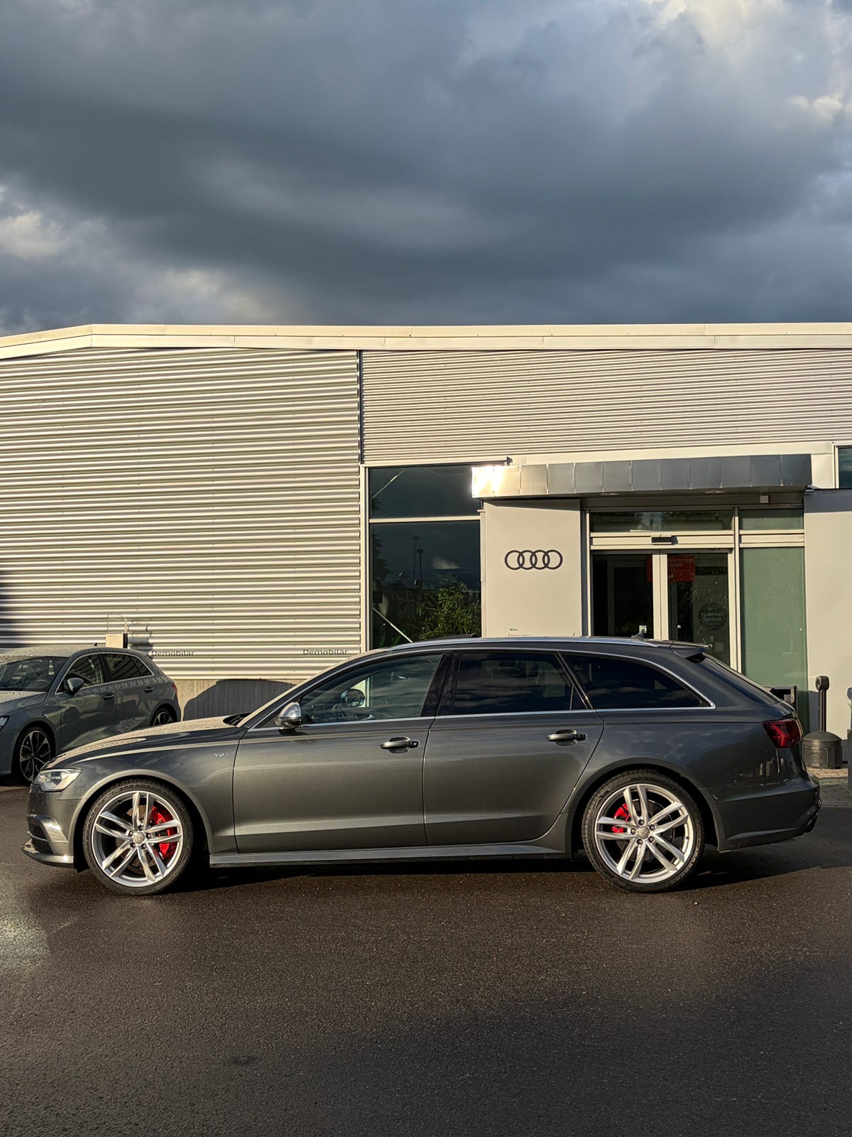 Audi A6 2015 – bild 1 av 18