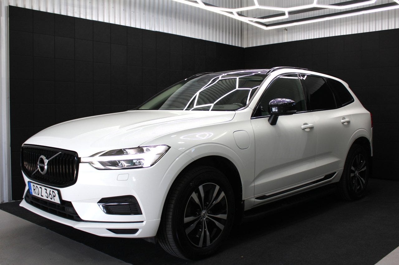 Volvo XC60 2021 – bild 1 av 23