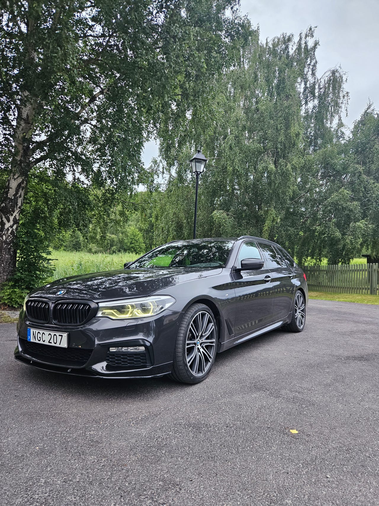 BMW 530d 2018 – bild 1 av 12
