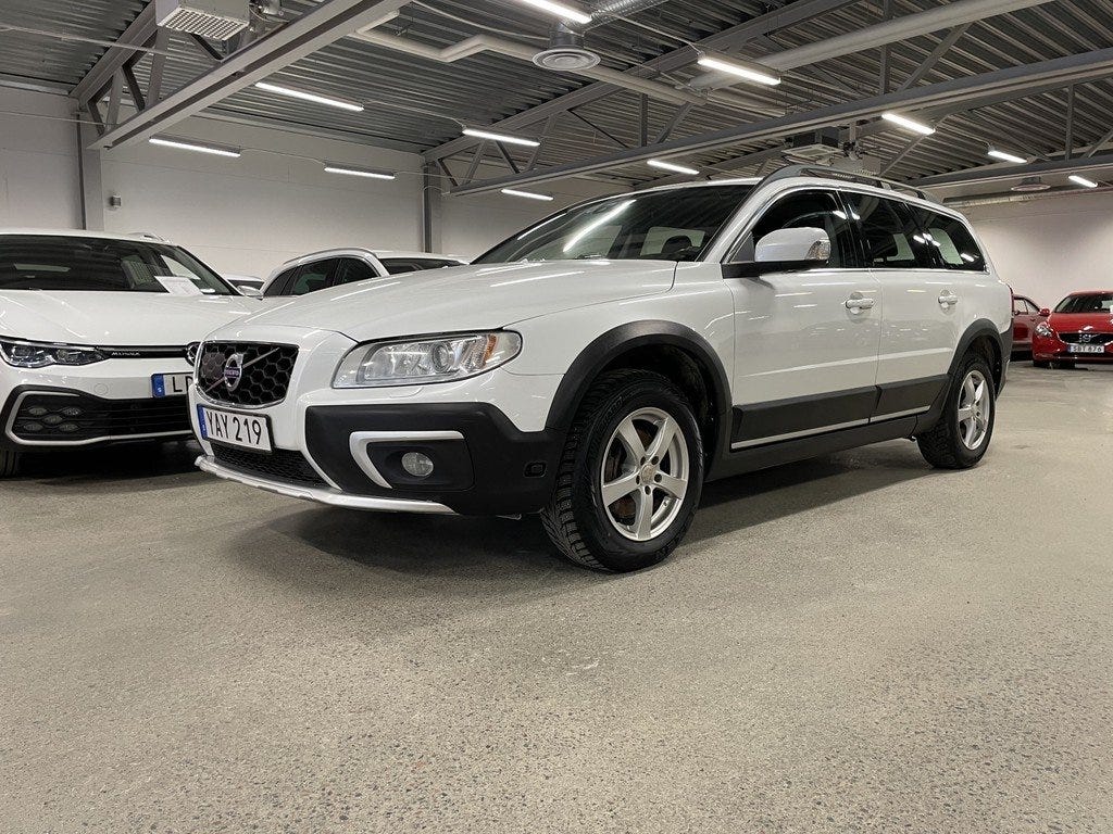 Volvo XC70 2016 – bild 1 av 9
