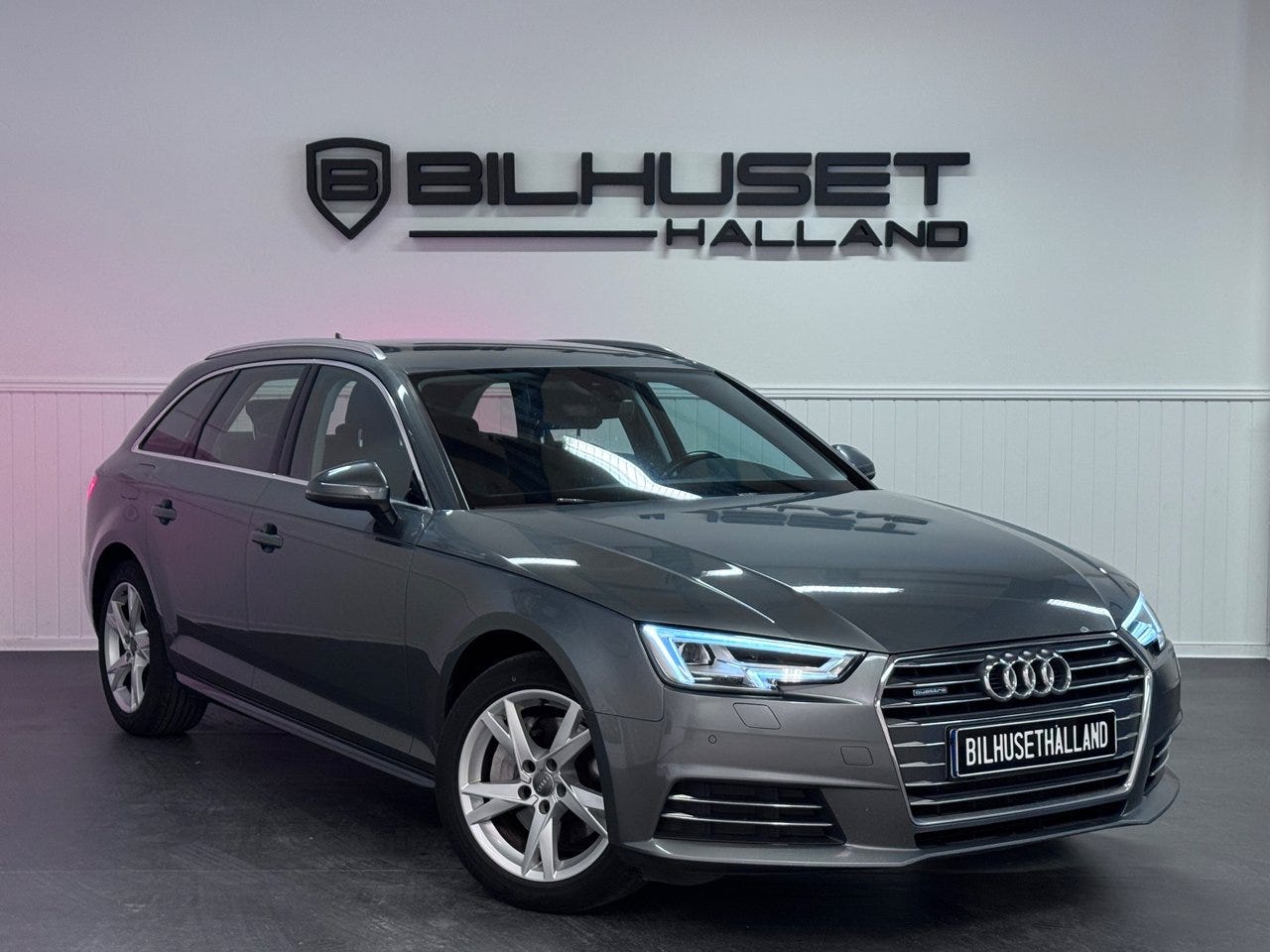 Audi A4 2016 – bild 1 av 24