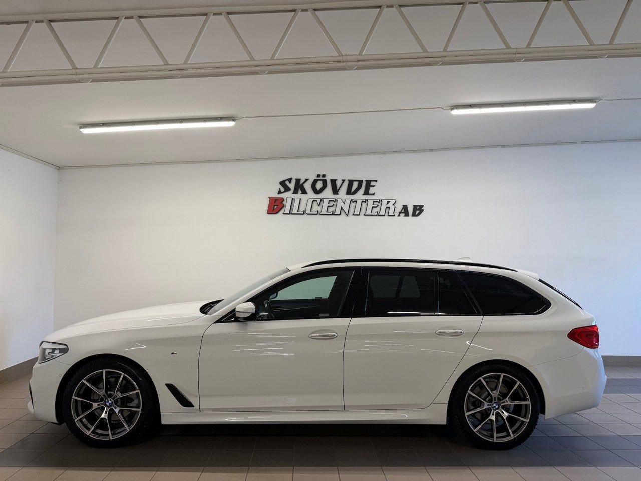 BMW 520d 2018 – bild 1 av 16