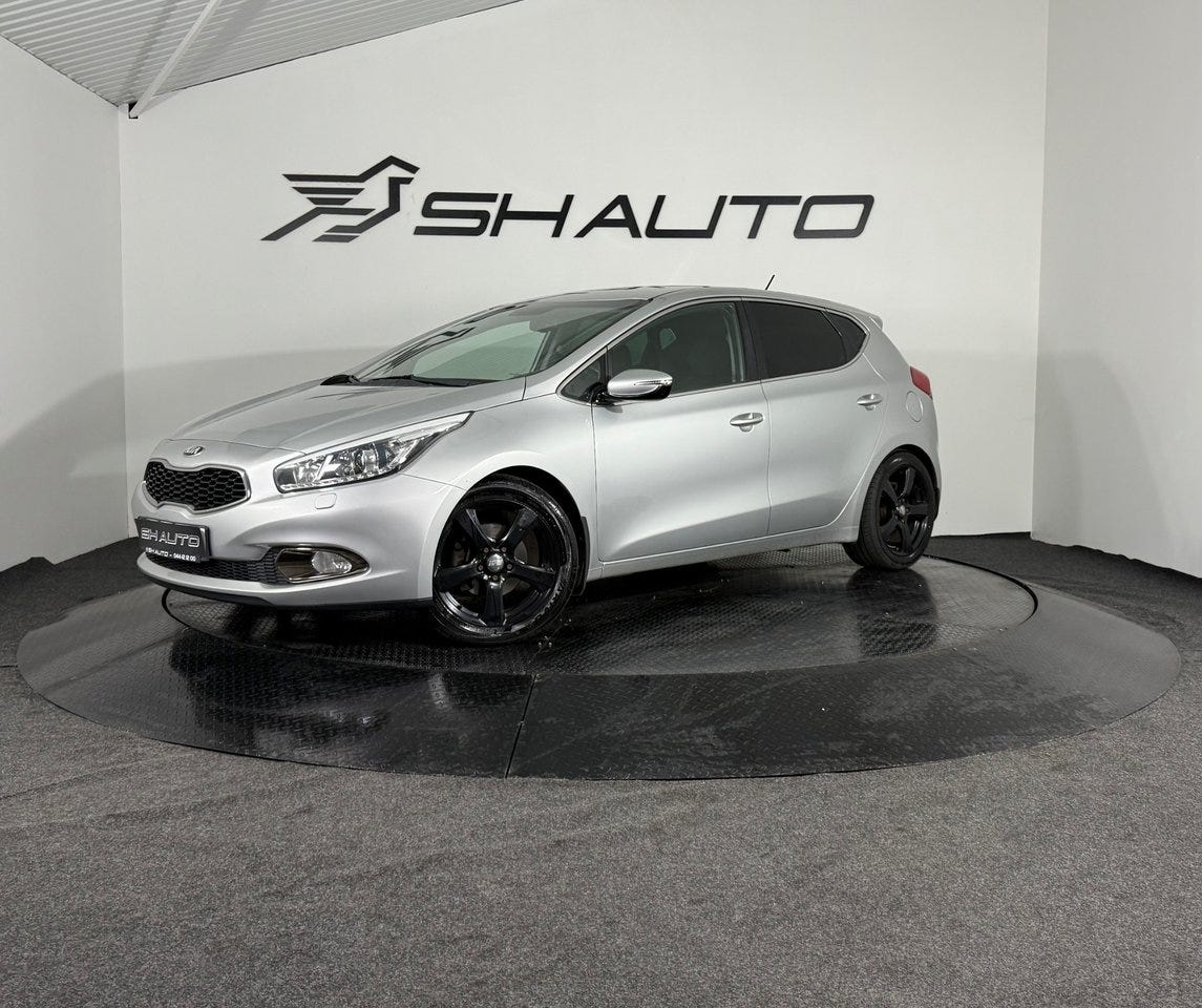 Kia Ceed 2013 – bild 1 av 16