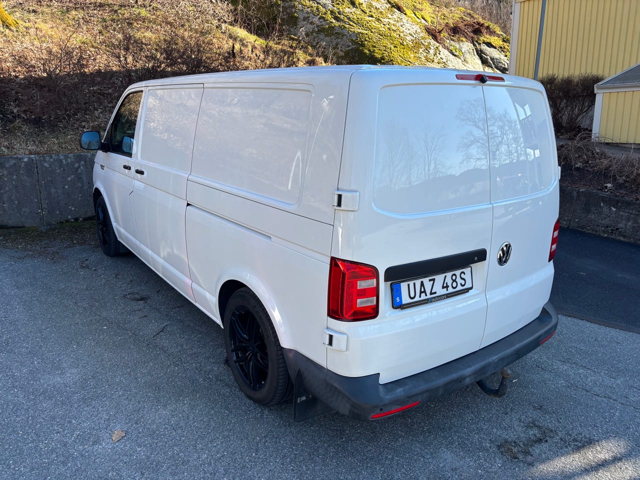 Volkswagen Transporter 2019 – bild 1 av 10