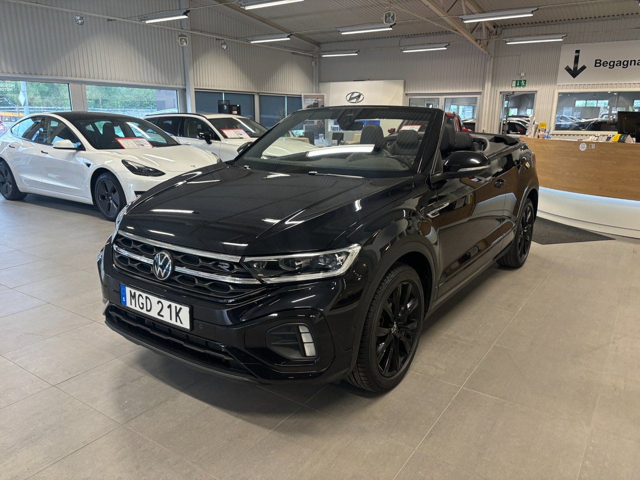 Volkswagen T-Roc 2023 – bild 1 av 21