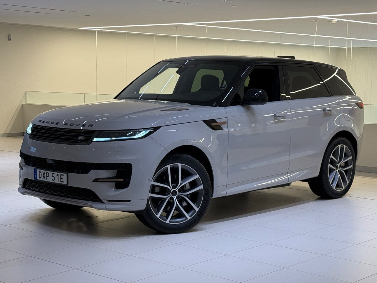 Land Rover Range Rover Sport 2026 – bild 1 av 21