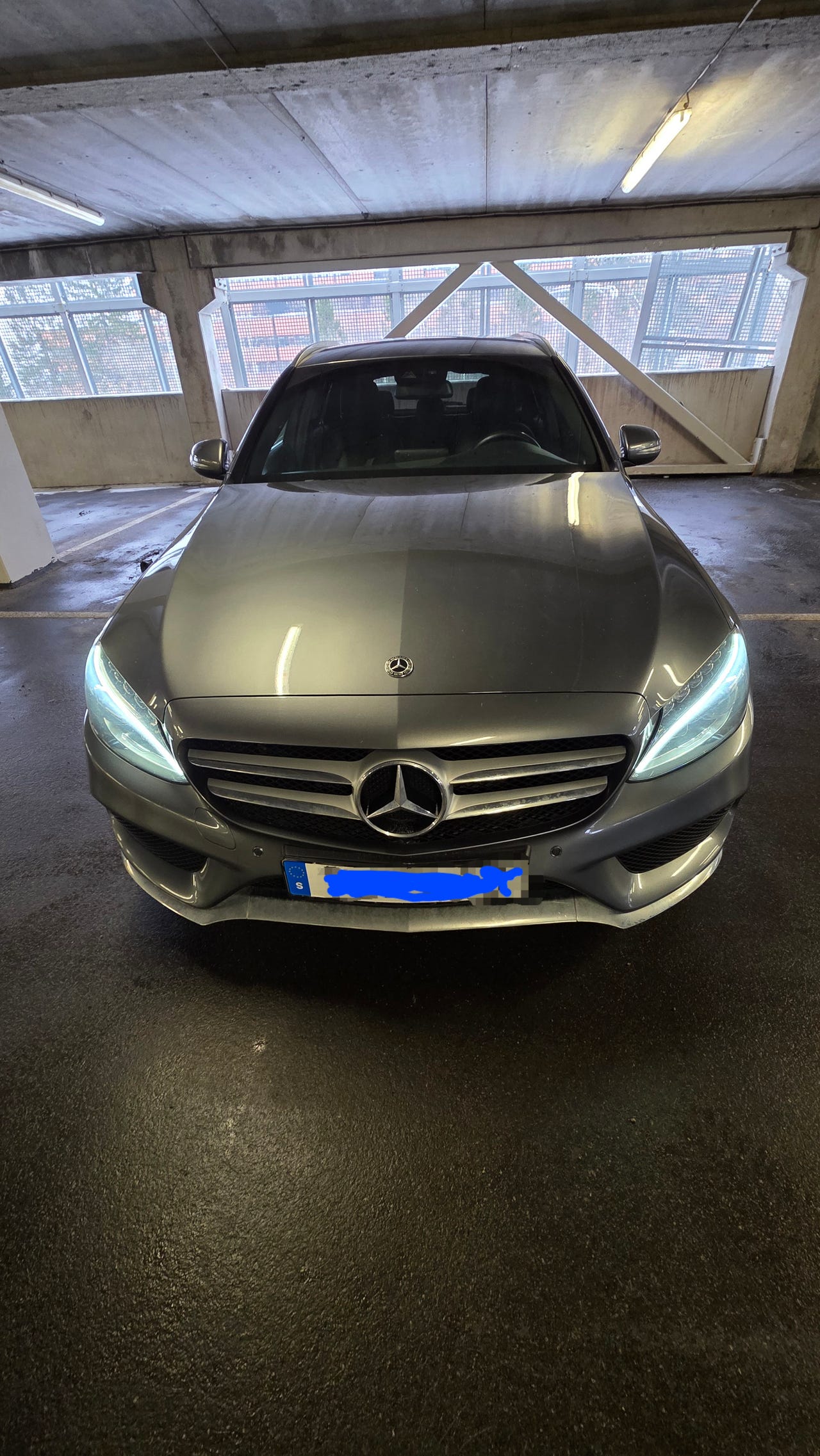 Mercedes-Benz C220 2018 – bild 1 av 9
