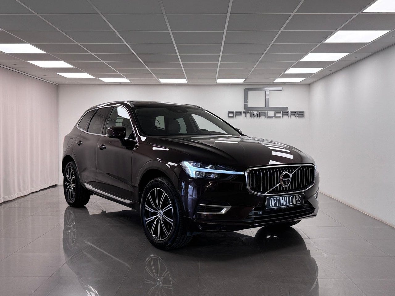 Volvo XC60 2021 – bild 1 av 21