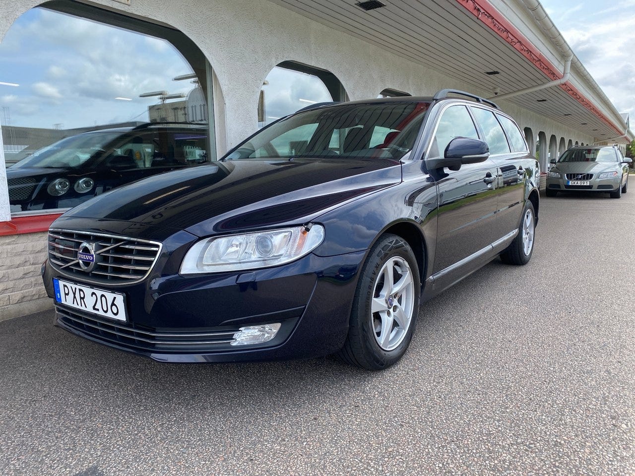Volvo V70 2016 – bild 1 av 14