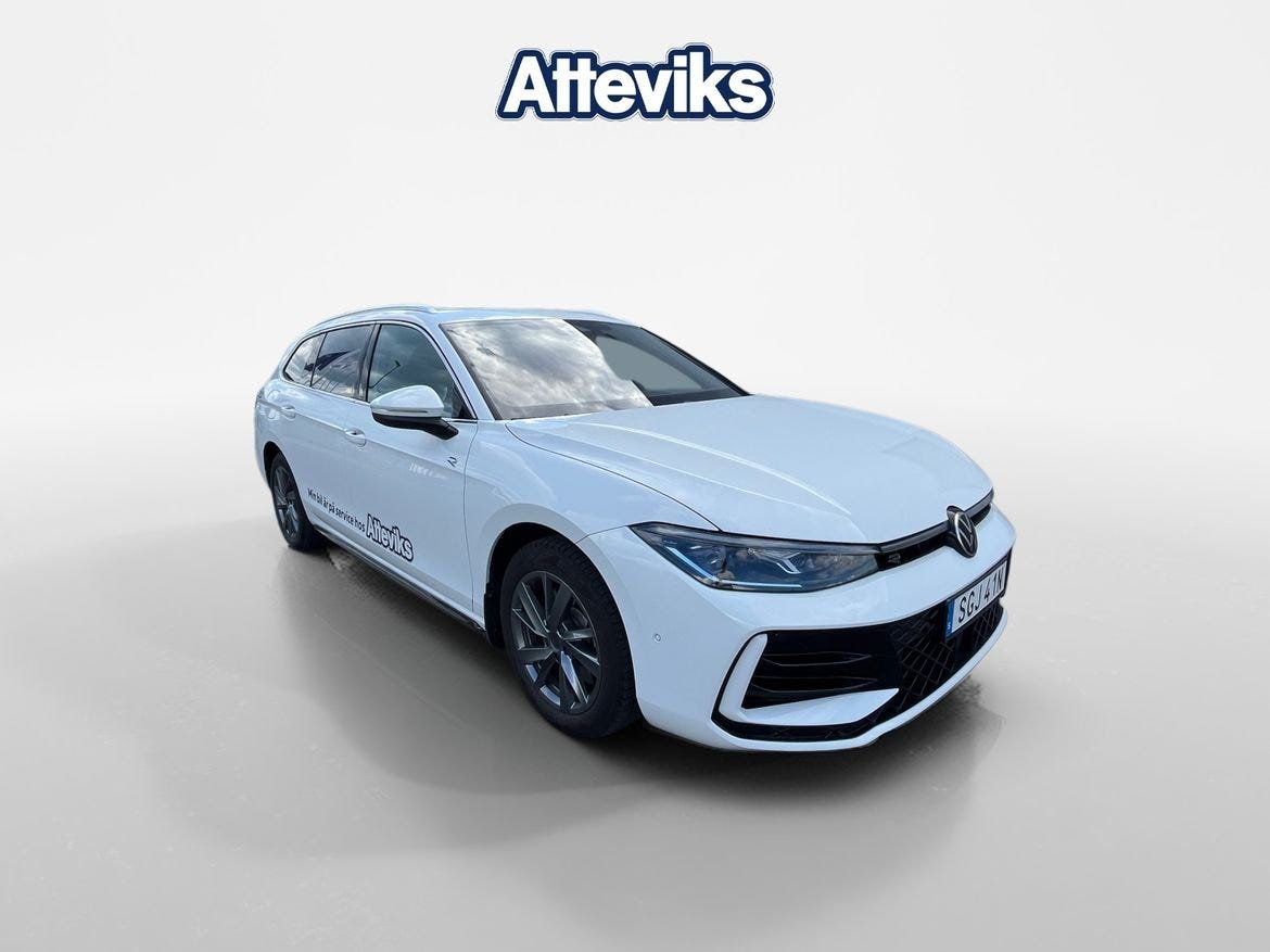Volkswagen Passat 2025 – bild 1 av 15
