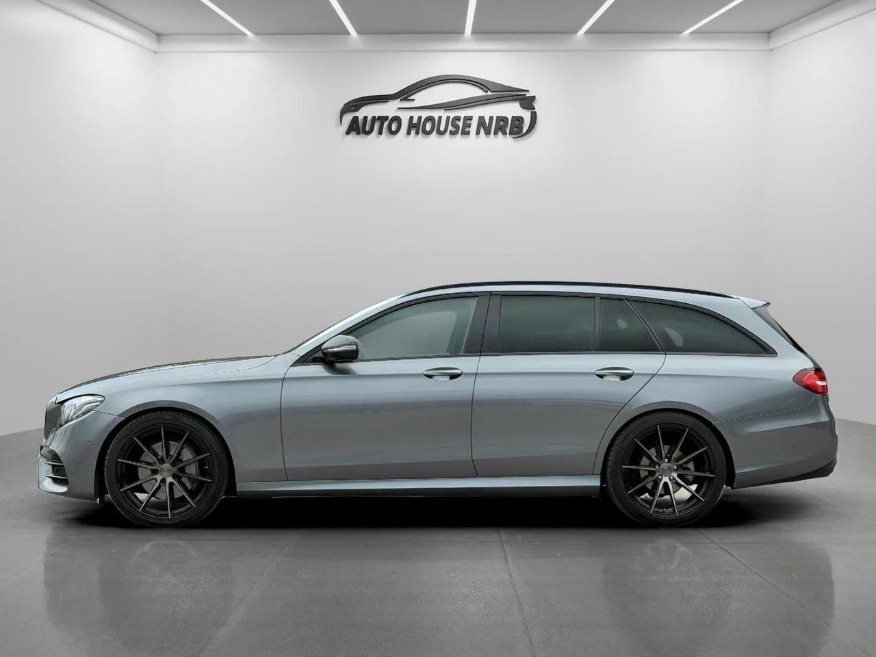 Mercedes-Benz E220 2017 – bild 1 av 24