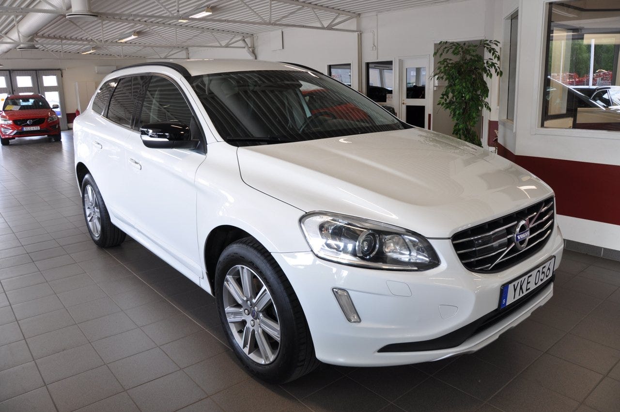 Volvo XC60 2017 – bild 1 av 14