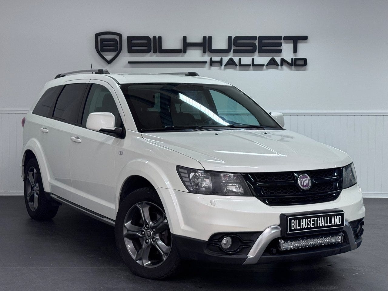 Fiat Freemont 2015 – bild 1 av 24