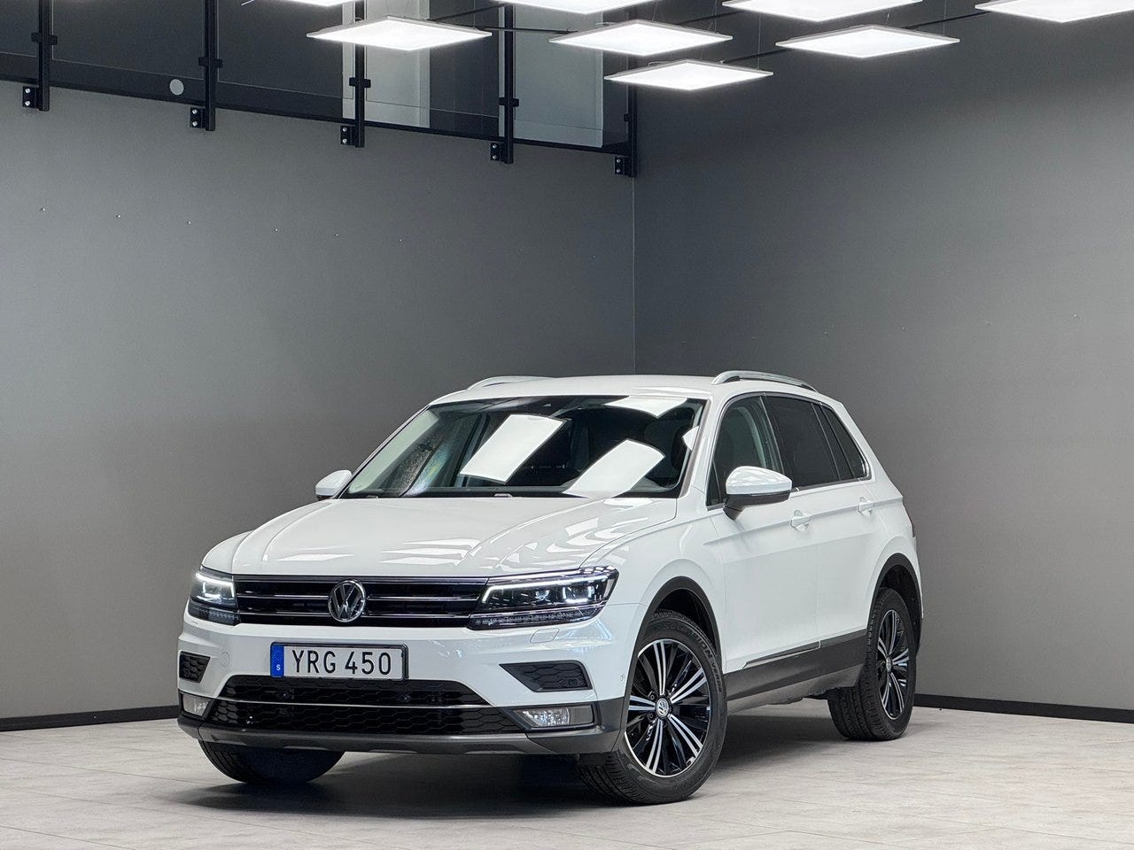 Volkswagen Tiguan 2018 – bild 1 av 19