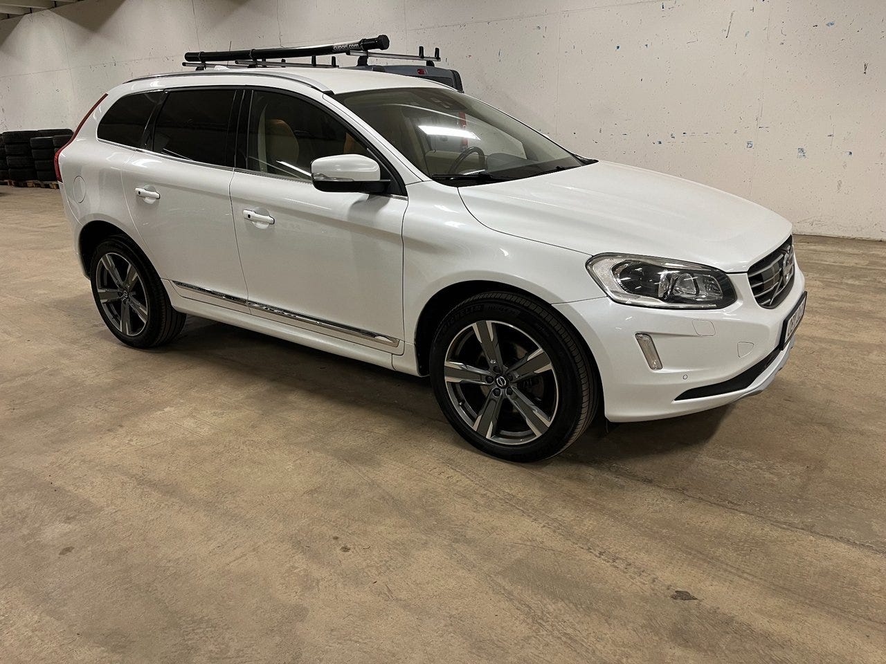 Volvo XC60 2017 – bild 1 av 10