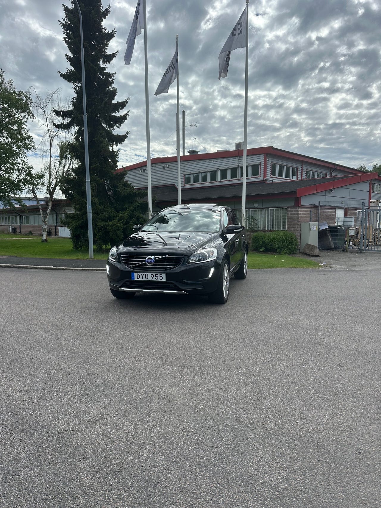 Volvo XC60 2015 – bild 1 av 7