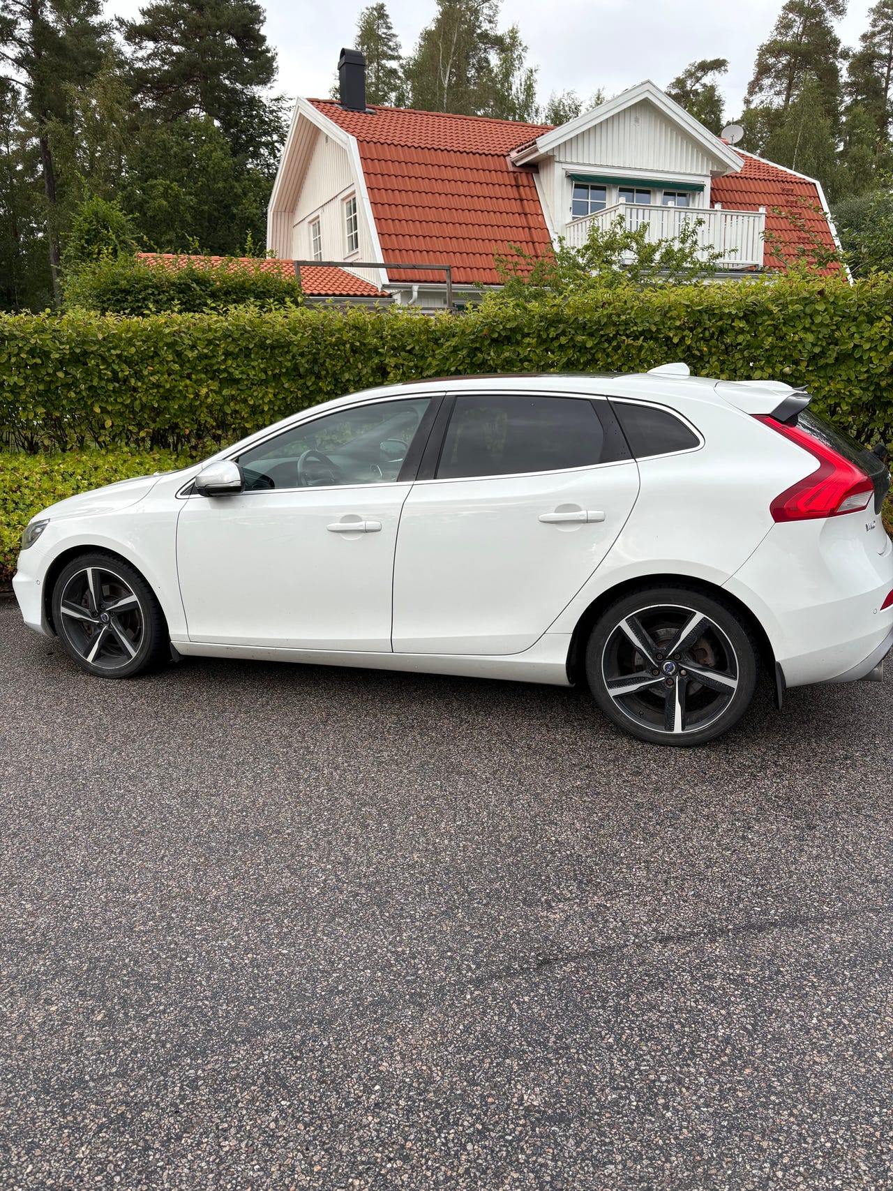 Volvo V40 2014 – bild 1 av 7
