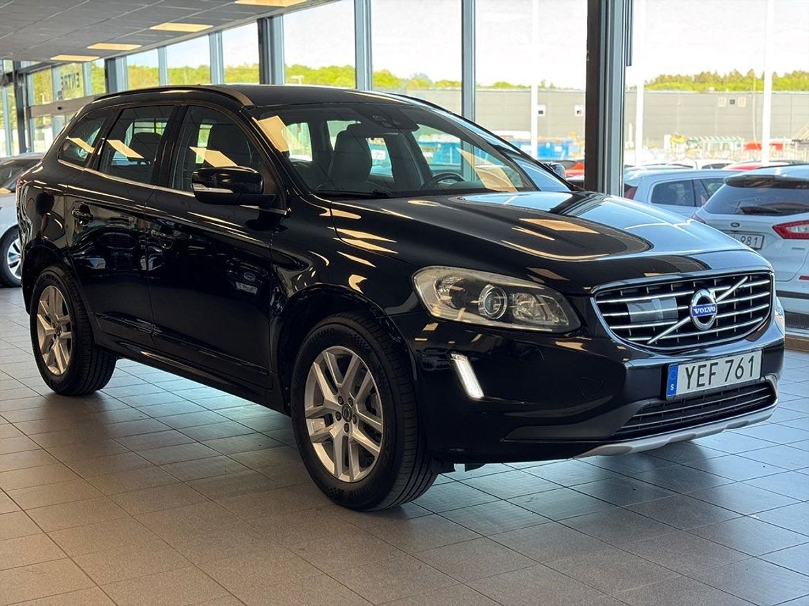 Volvo XC60 2017 – bild 1 av 23