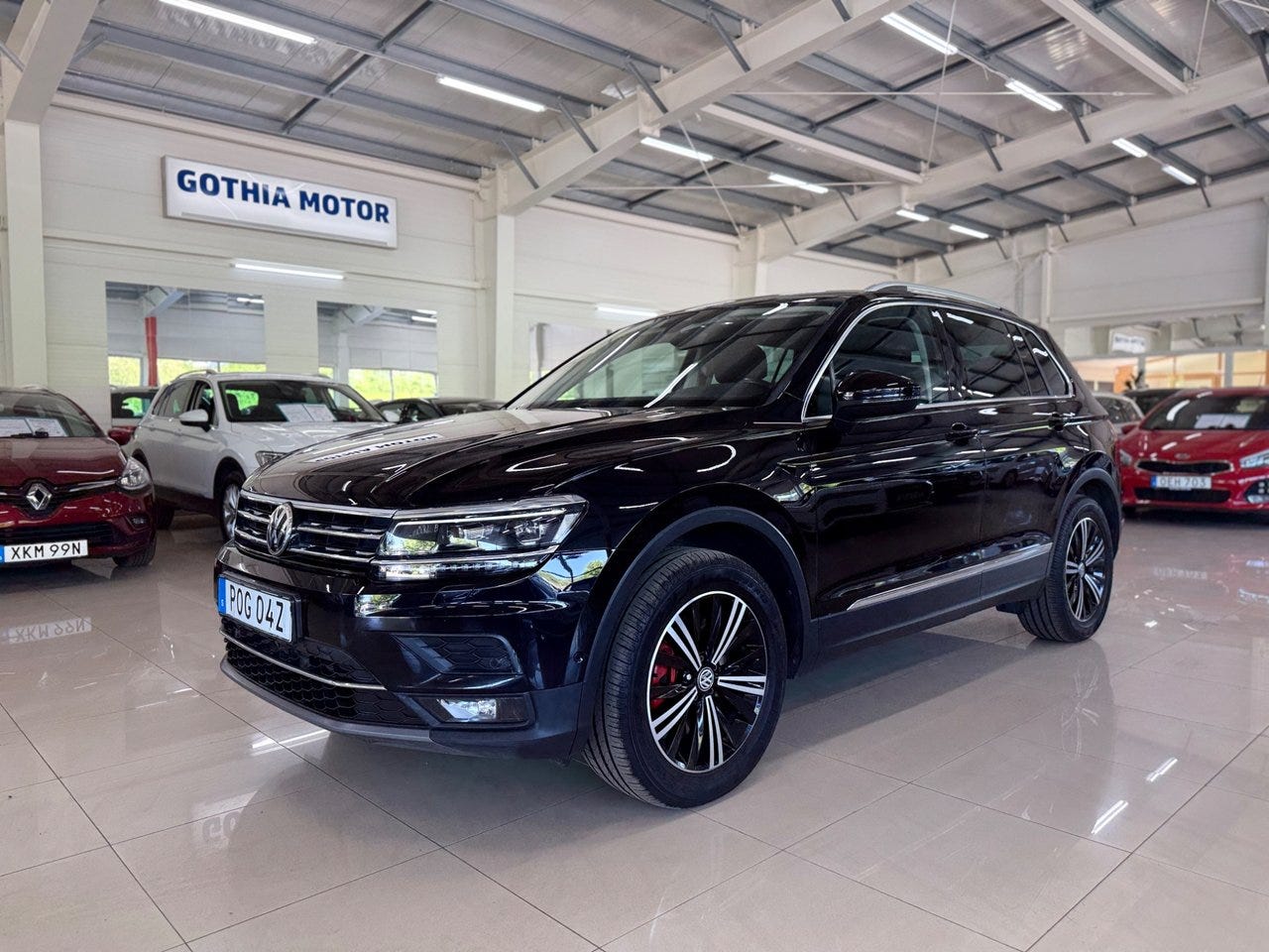 Volkswagen Tiguan 2019 – bild 1 av 18