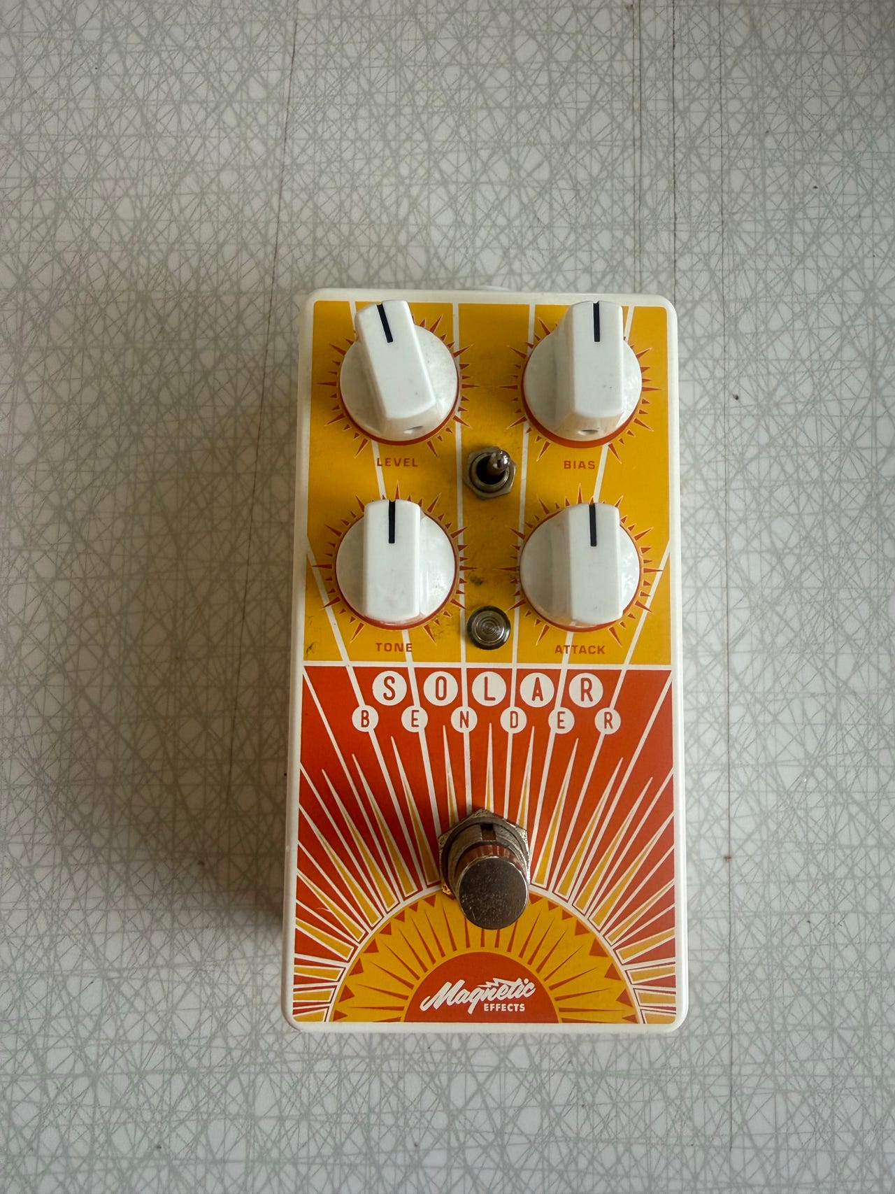 Magnetic Effects Solar Bender fuzz | Blocket