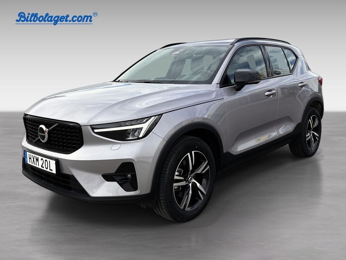 Volvo XC40 2026 – bild 1 av 17