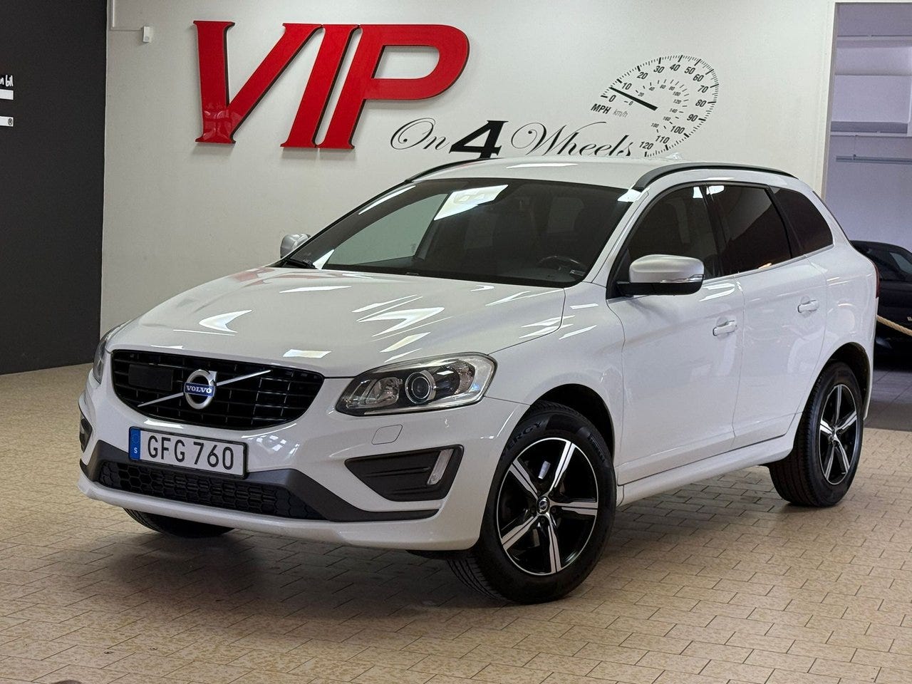 Volvo XC60 2017 – bild 1 av 24