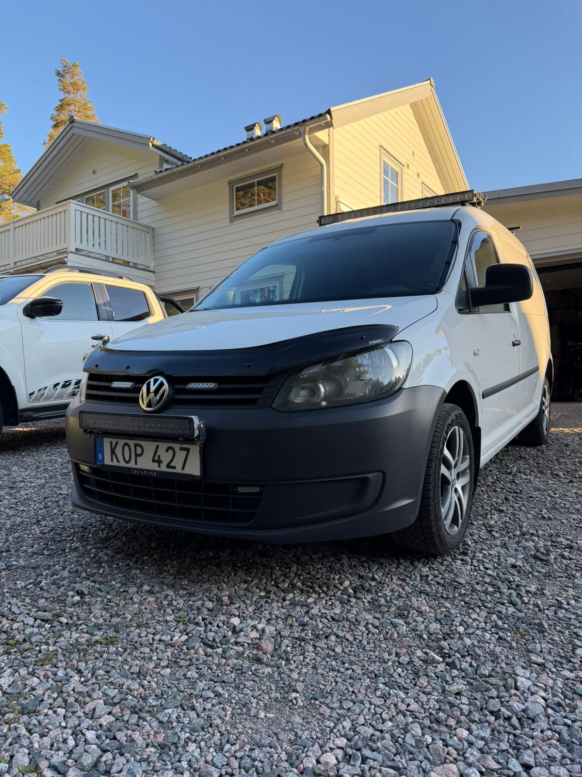 Volkswagen Caddy Maxi 2015 – bild 1 av 9